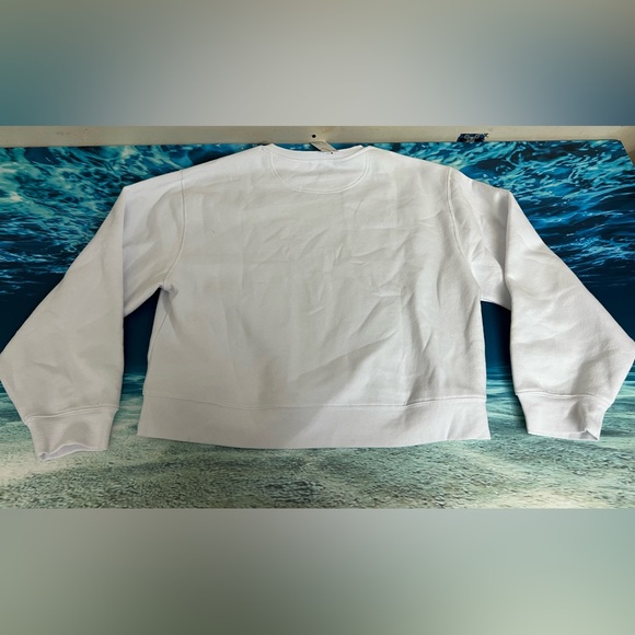 ❄️DKNY White Graphic Tee City Chic Fashion Illustration Crewneck Sweatshirt - Picture 9 of 9